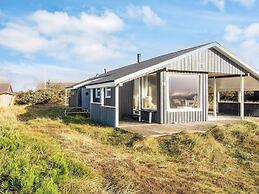 6 Person Holiday Home in Harboore