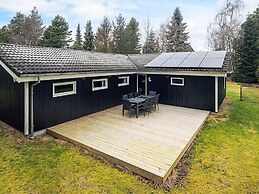 4 Star Holiday Home in Vaeggerlose