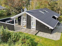 4 Star Holiday Home in Albaek
