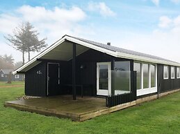 4 Star Holiday Home in Vinderup