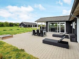 5 Star Holiday Home in Vaeggerlose