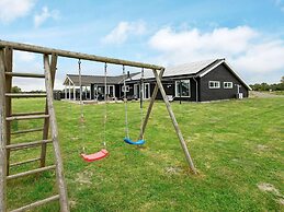 5 Star Holiday Home in Vaeggerlose