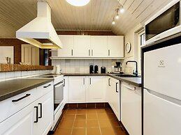 5 Star Holiday Home in Vaeggerlose