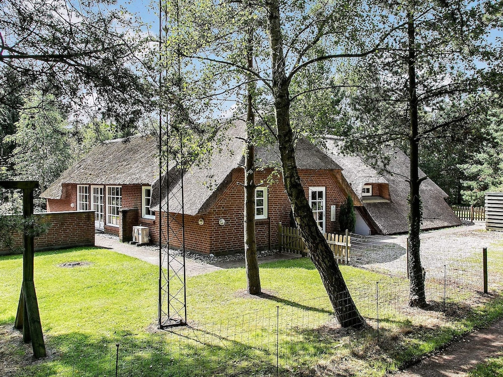 5 Star Holiday Home in Vaeggerlose