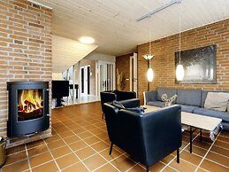 5 Star Holiday Home in Vaeggerlose