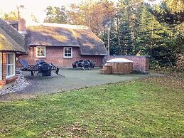5 Star Holiday Home in Vaeggerlose