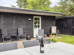 6 Person Holiday Home in Ulfborg