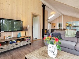 5 Star Holiday Home in Albaek
