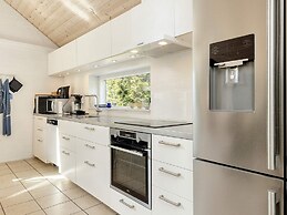 4 Star Holiday Home in Vaeggerlose