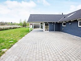 5 Star Holiday Home in Rodby