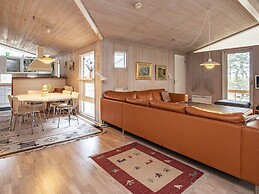 5 Star Holiday Home in Vaeggerlose