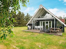 6 Person Holiday Home in Romo