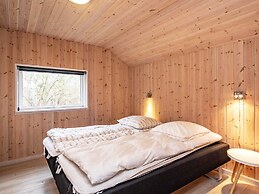 5 Star Holiday Home in Hojslev