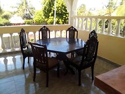 Jawanga Beach Location Villa