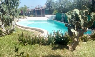 Beach Front Nicky Villa - Watamu Beach