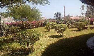 Beach Front Nicky Villa - Watamu Beach