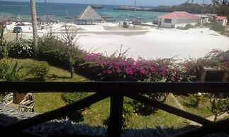 Beach Front Nicky Villa - Watamu Beach