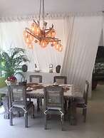 Beach Luxury Apartment On The Beach