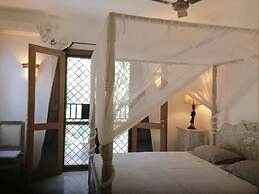 Beach Luxury Apartment On The Beach