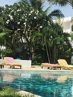 Beach Luxury Apartment On The Beach