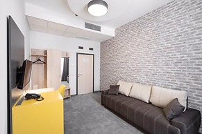 Adeo Hotel