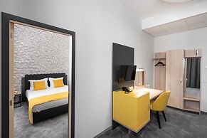 Adeo Hotel
