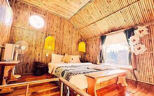 Moc Glamping & Ecohouse
