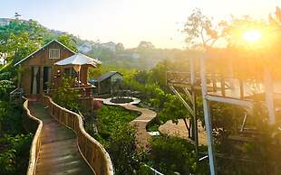 Moc Glamping & Ecohouse