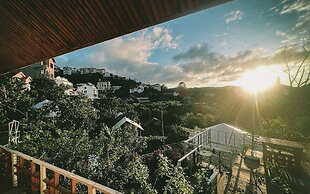Moc Glamping & Ecohouse