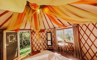 Moc Glamping & Ecohouse