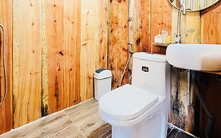 Moc Glamping & Ecohouse