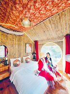 Moc Glamping & Ecohouse