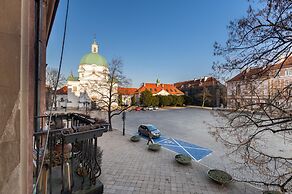 Warsaw Concierge Old Town Square