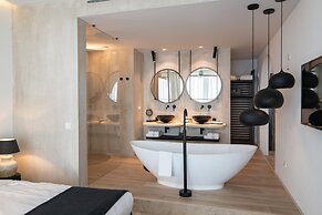 Villa Chinka by Astor Garden Hotel
