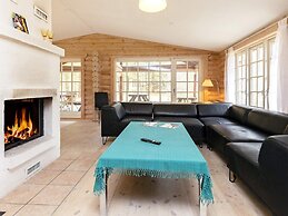 12 Person Holiday Home in Saeby-by Traum