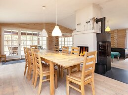 12 Person Holiday Home in Saeby-by Traum