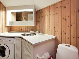 8 Person Holiday Home in Fjerritslev-by Traum