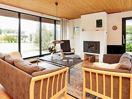 4 Person Holiday Home in Vaeggerlose