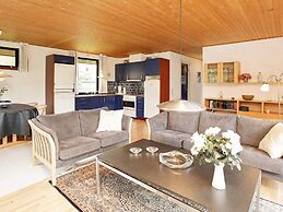 4 Person Holiday Home in Vaeggerlose