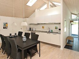 5 Star Holiday Home in Albaek