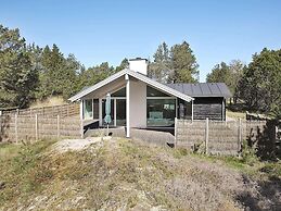 5 Star Holiday Home in Albaek