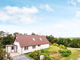 Idyllic Holiday Home in Ulfborg with Hot Tub & Sauna