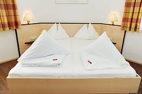 Hotel Alpina