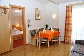 Hotel Alpina