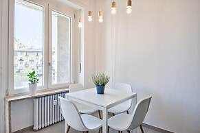 Urban House Carducci - Apartments