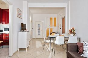 Toc-Toc Apartment a 10 min dall'Ospedale Maria Vittoria