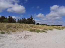 5 Star Holiday Home in Hals