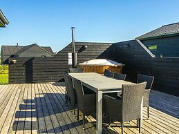 10 Person Holiday Home in Haderslev-by Traum
