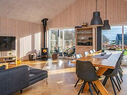 10 Person Holiday Home in Haderslev-by Traum
