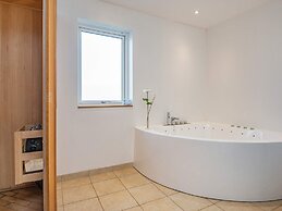 10 Person Holiday Home in Haderslev-by Traum